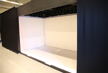 KU-3DS_영상시현장치(VR CAVE)